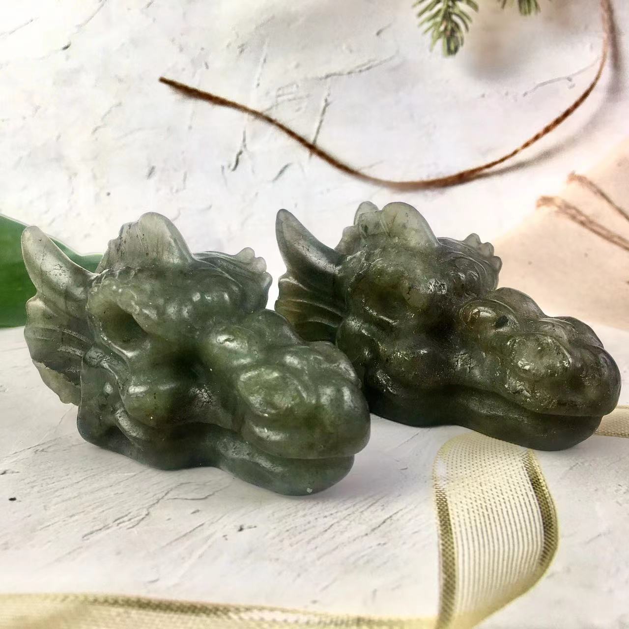 Wholesale Natural factory price labradorite dragon head high quality polished crafts flash carving for decoration and sale