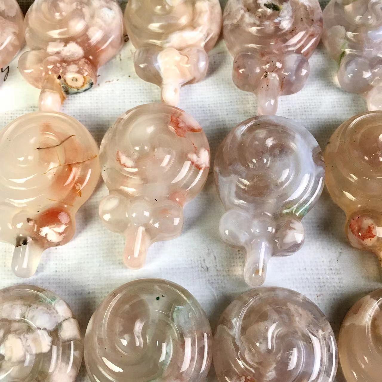 Wholesale Natural Crystal Stone Hand Carved Sakura Agate Lollipop Healing Crystals For Decoration