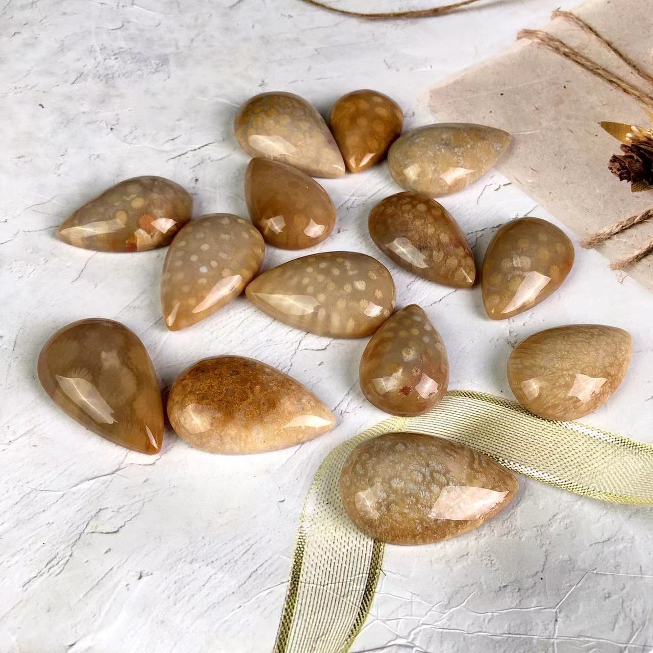 High quality wholesale Natural Crystal Coral pendant For Decoration