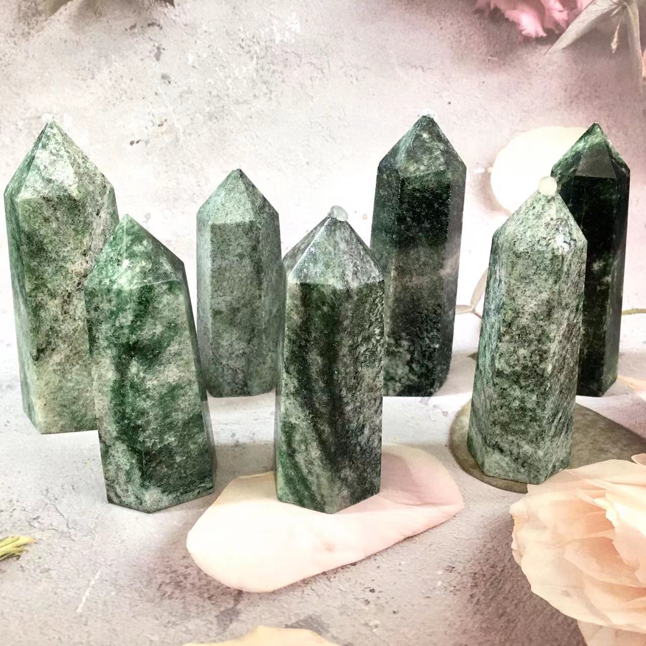 Wholesale high quality Natural Crystal Green Rutilated Tower for decoration 1kg