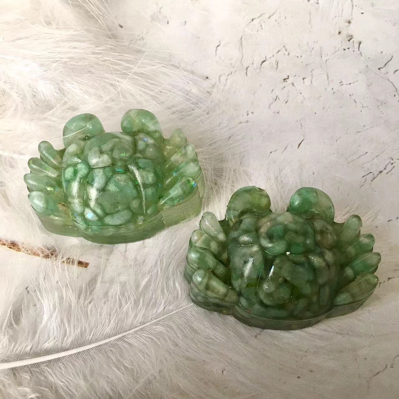 Natural Handmade Crystal Crafts Resin Crab Polished Tumbled Gravel Chip Stone For Decor