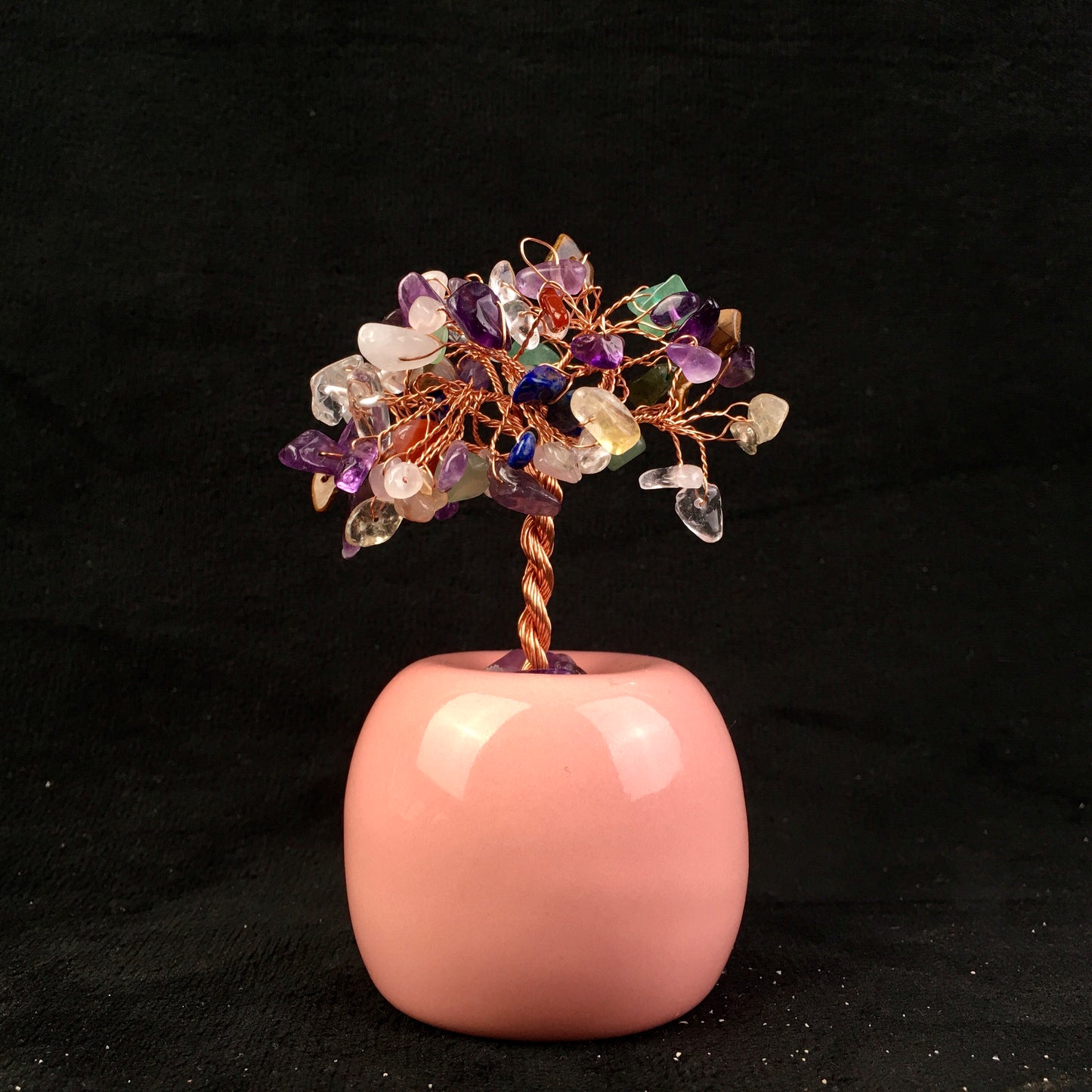 Wholesale bulk Natural Crystal Craft Tree Christmas mixed chips and rose quartz Gemstone Bonsai Coppe Crystal Tree for decoraiotion