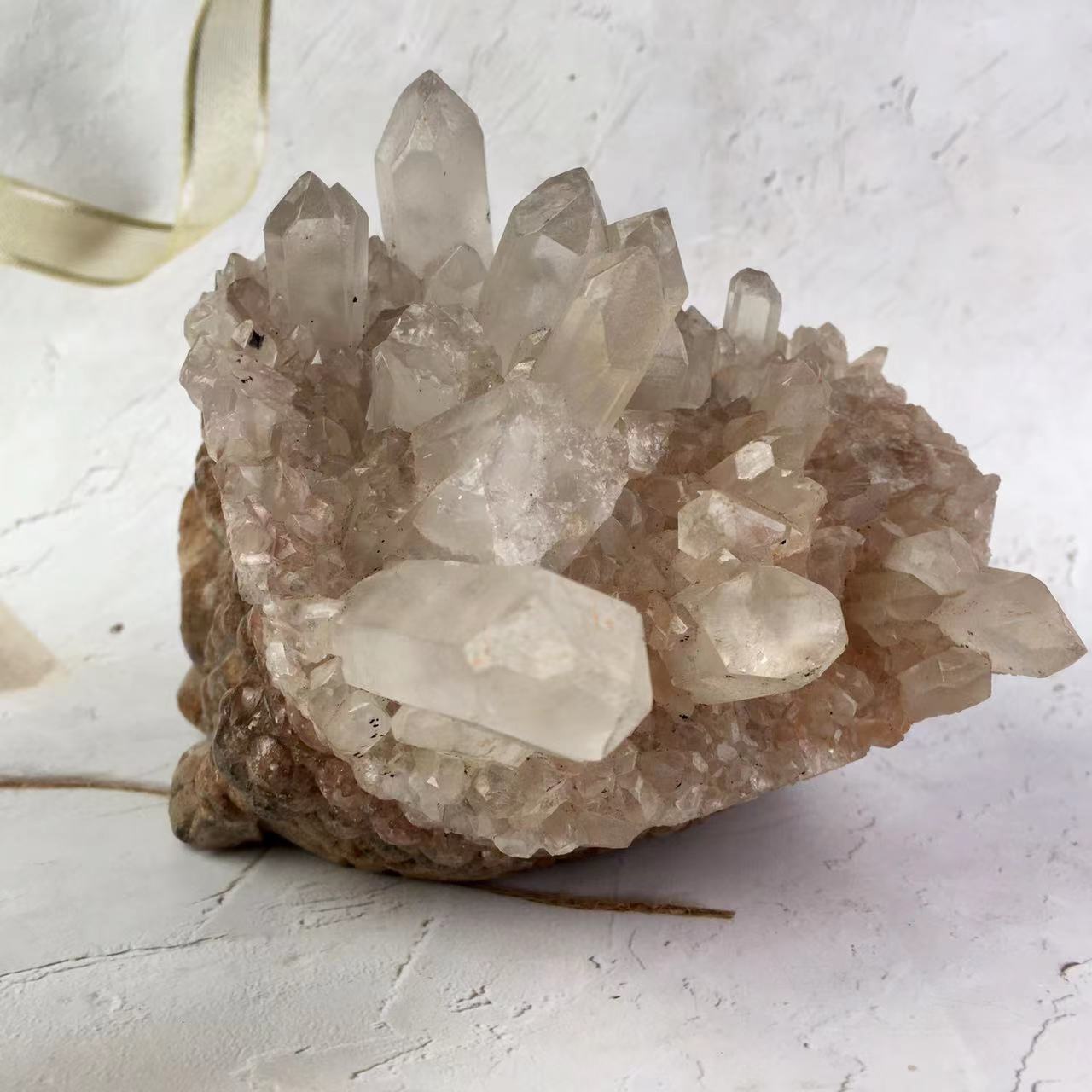 Wholesale high quality natural cluster Gold Toad carving Lucky toad for decoration