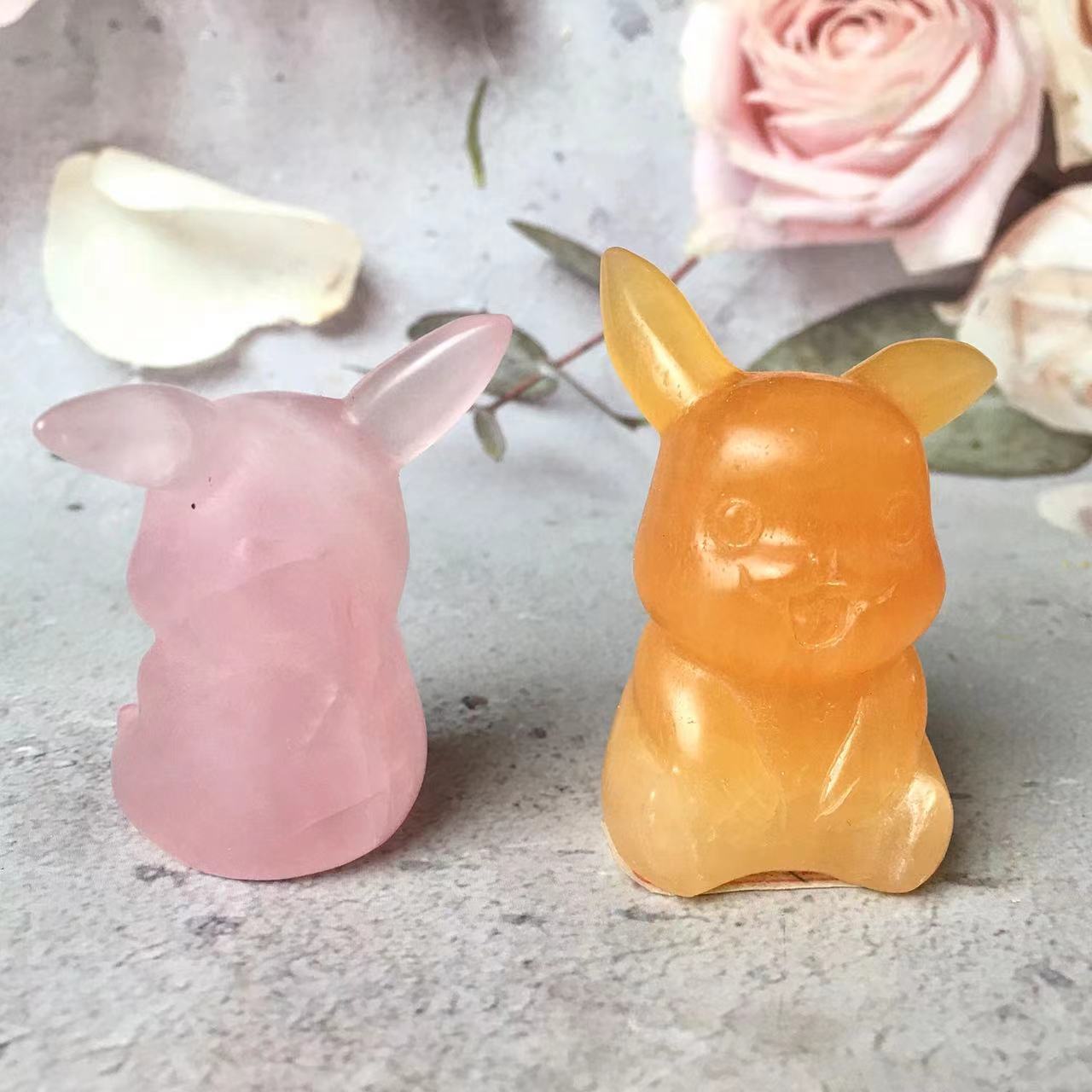 Wholesale Natural crystal High Quality Natural Orange Calcite Crystal Carved Rose quartz and Fluroite Pikachu for Decoration