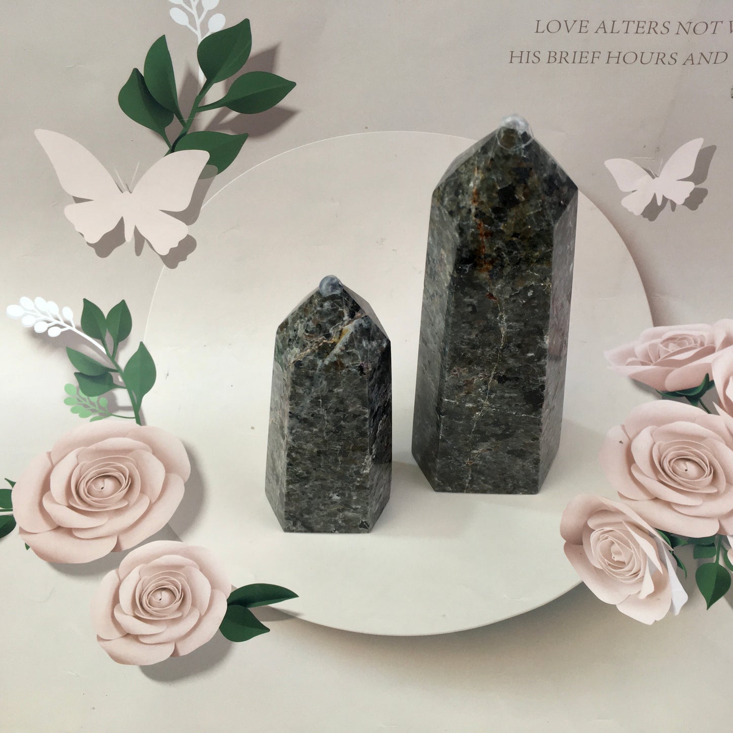 Wholesale natural crystal yooperlite tower for decoration 1kg