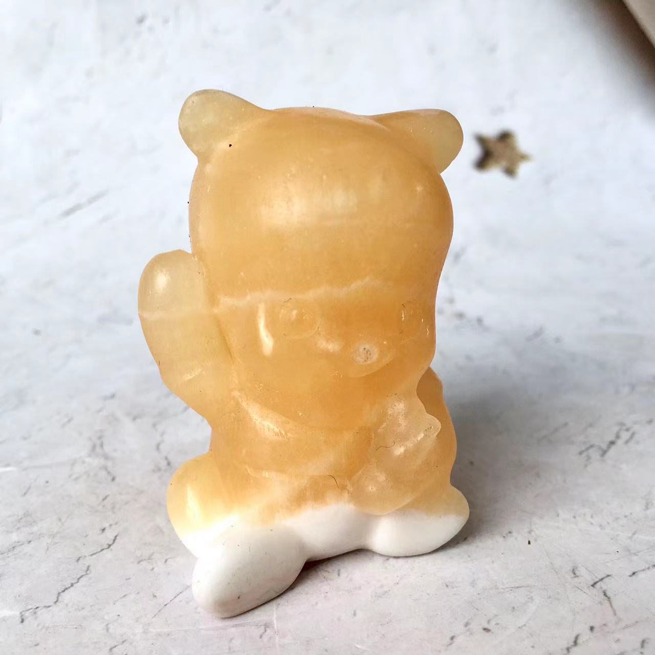 Wholesale Natural Crystal Orange Calcite Pooh Bear Healing Stones small Pooh Bear Carving