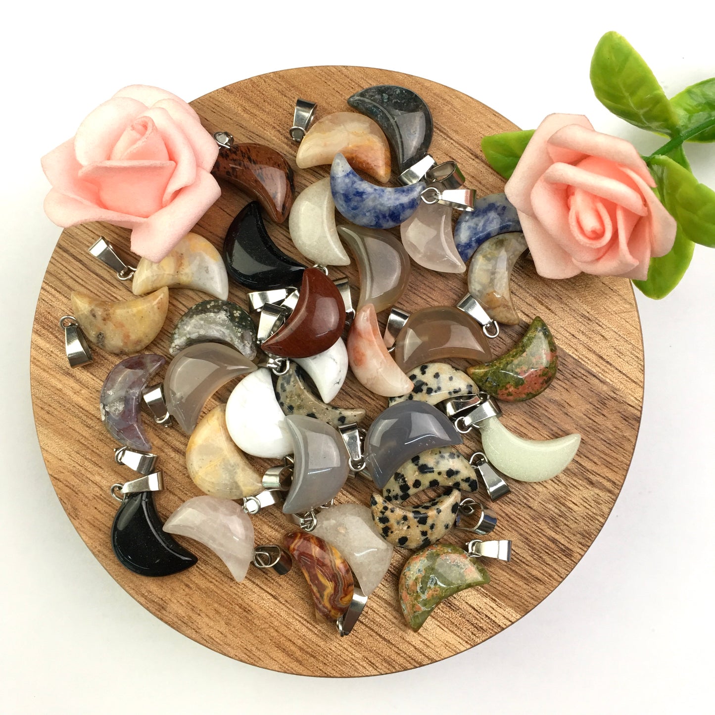 Wholesale mix Irregular stone pendants beads Natural Crystal quartz red agate green aventurine rose quartz kiwi blue spot red jasper black obsidian ocean jasper stone charms Healing Crystal gemstone charms for decoraiotion
