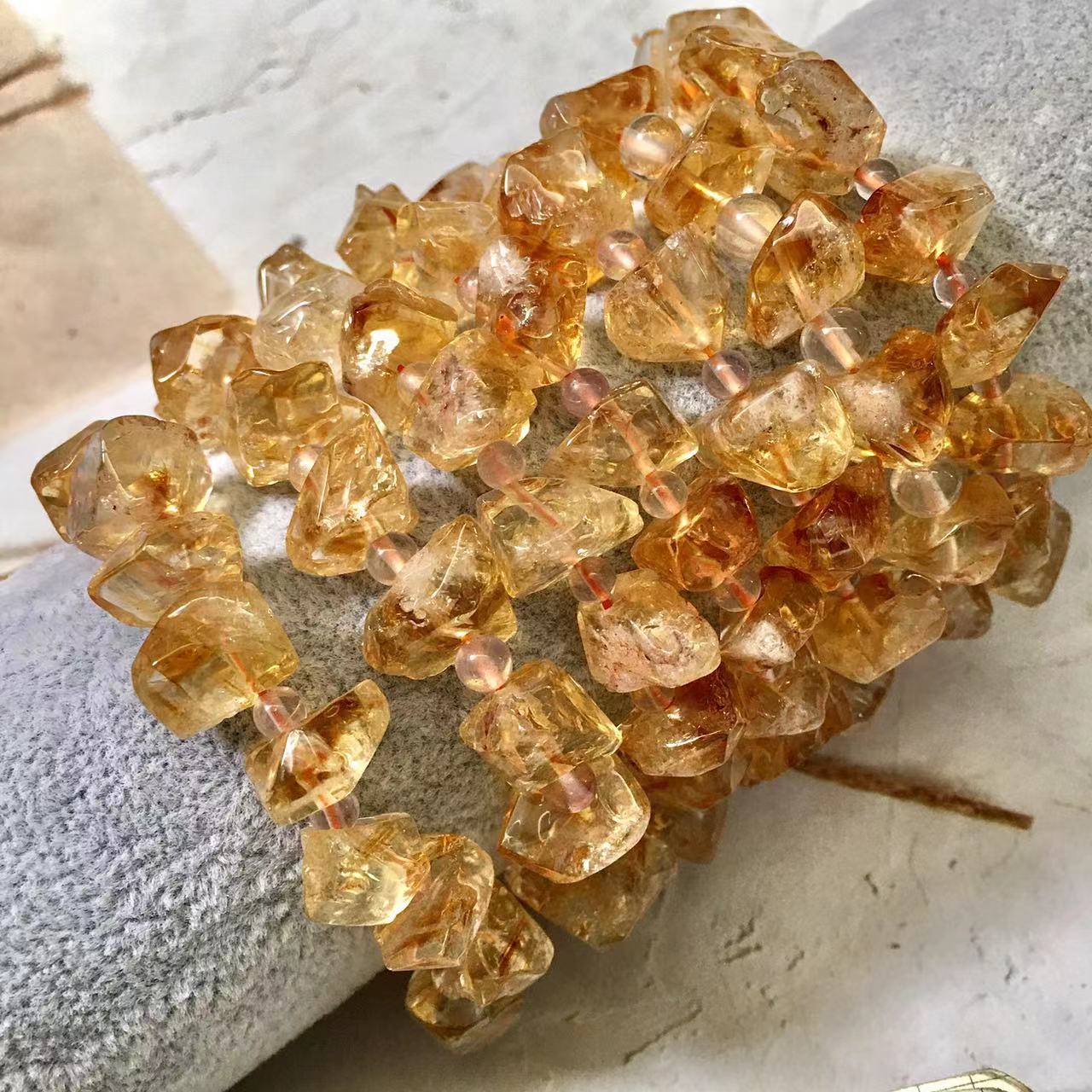 Wholesale Natural Citrine Gemstone Crystal Stretch Irregular Chips Bracelet for Fashion Healing Spiritual Stone Bracelet