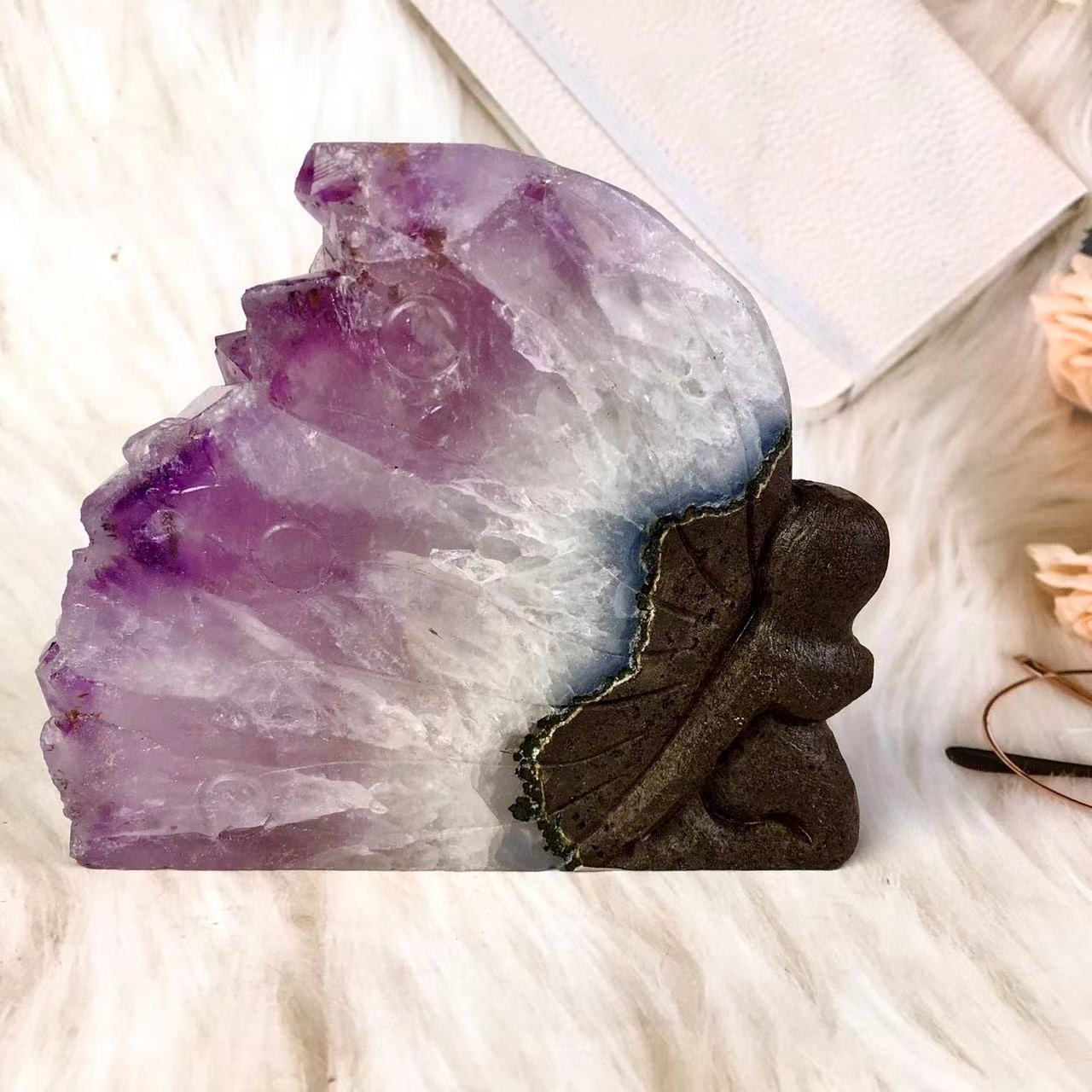 Wholesale high quality reiki natural crystal purple quartz fairy carving for decoraiotion