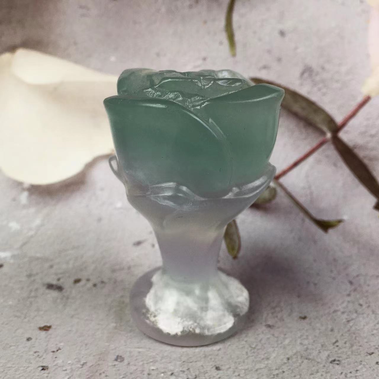 Hand Carved Flower Fluorite Gemstone Carving Hand Carved Natural Stone Flower For Decoration Healing Flower For Home Decor