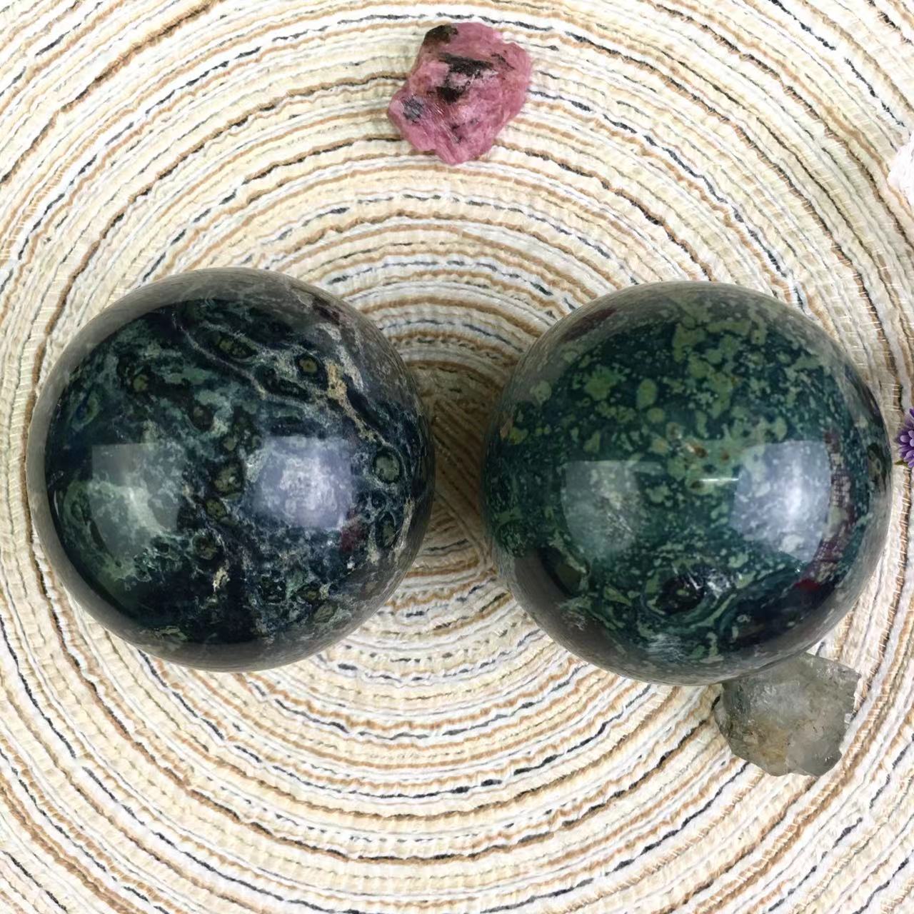 Wholesale high quality reiki natural Kambaba sphere for decoration 1kg