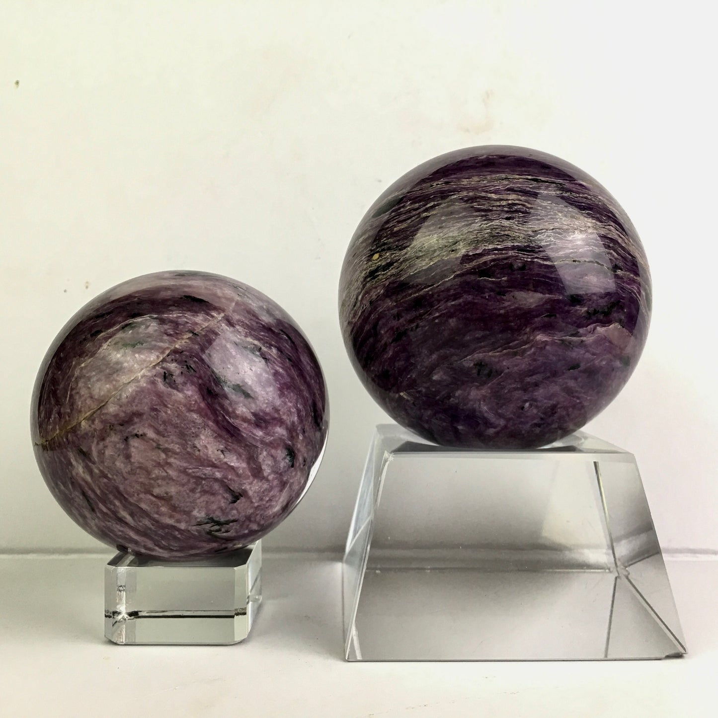 Wholesale high quality reiki Natural Charoite Spheres for decoration 1kg