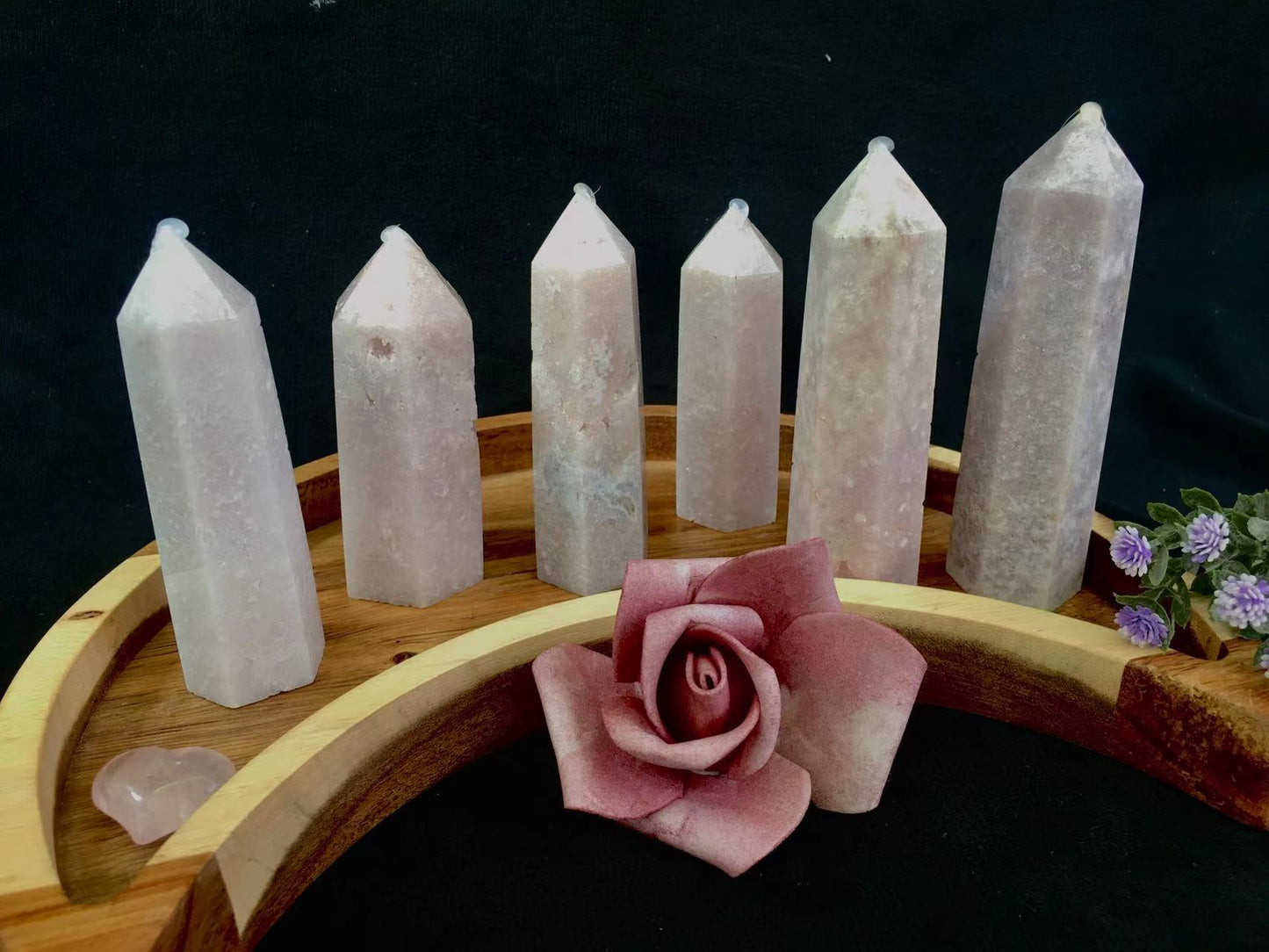 Wholesale Natural Crystal pink amethyst tower for decoraiotion 1kg