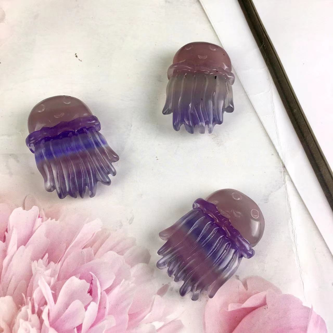 High quality wholesale Natural Crystal Flourite jellyfish For Decoration 1pc