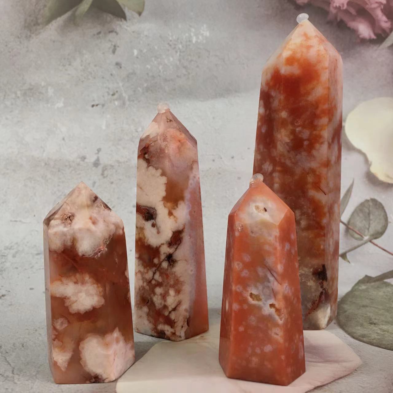 Wholesale high quality reiki natural crystal Red sakure agate tower for decoraiotion 1kg