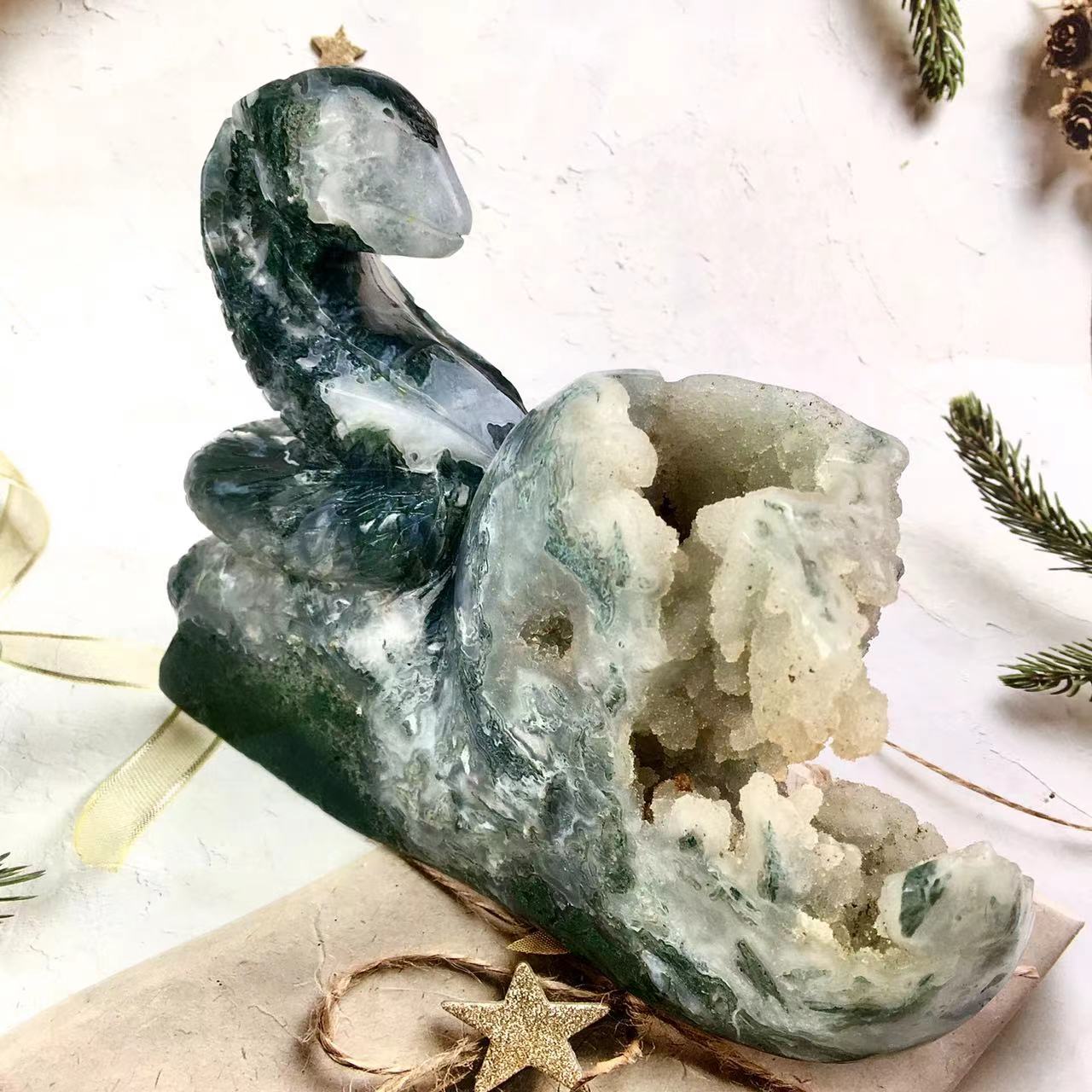 Wholesale natural crystal carving animals gemstones folk crafts healing crystal Moss agate snake hand carved