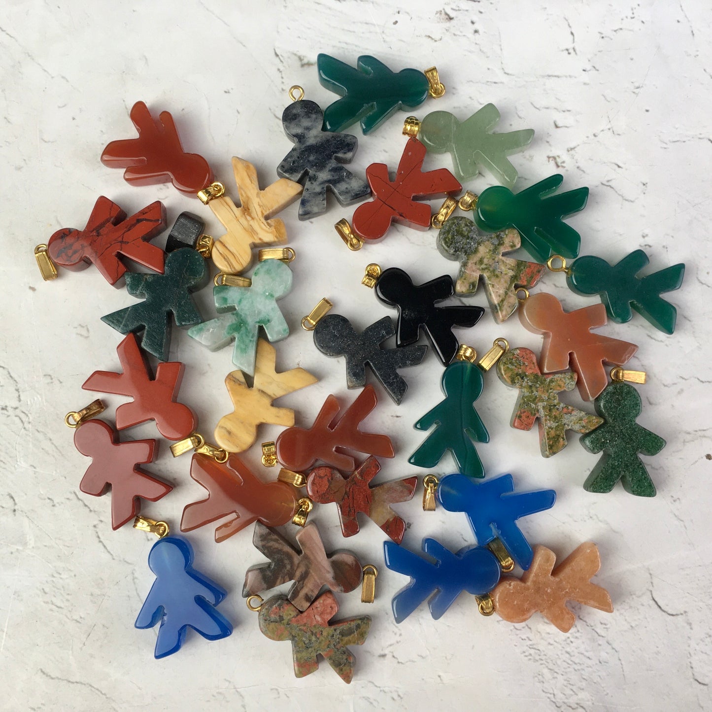 Wholesale mix Irregular stone pendants beads Natural Crystal quartz red agate green aventurine rose quartz kiwi blue spot red jasper black obsidian ocean jasper stone charms Healing Crystal gemstone charms for decoraiotion