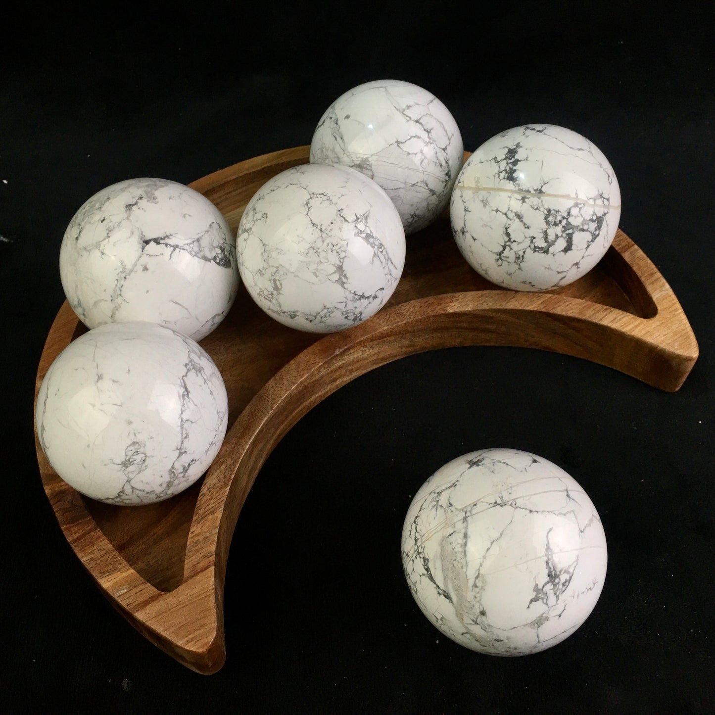 Wholesale Natural White Sphere Howlite Crystal Ball/Sphere for decoraiotion 1kg