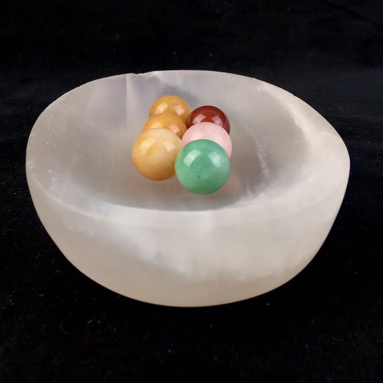 Wholesale high quality reiki natural crystal selenite bowl for decoraiotion