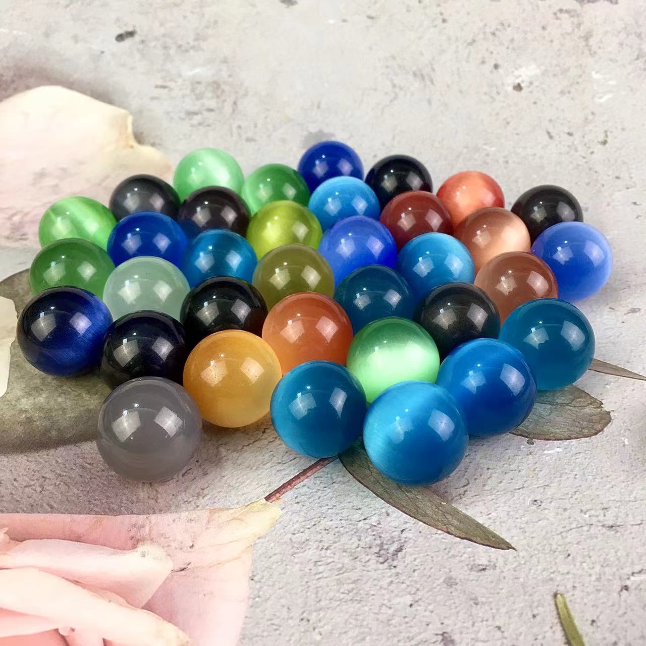 High quality wholesale Natural Crystal Man made cat eye beads For Decoration