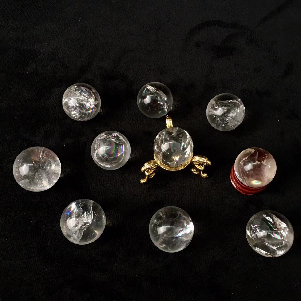 Wholesale high quality reiki natural Mini rainbow clear quartz sphere for decoration 1pc