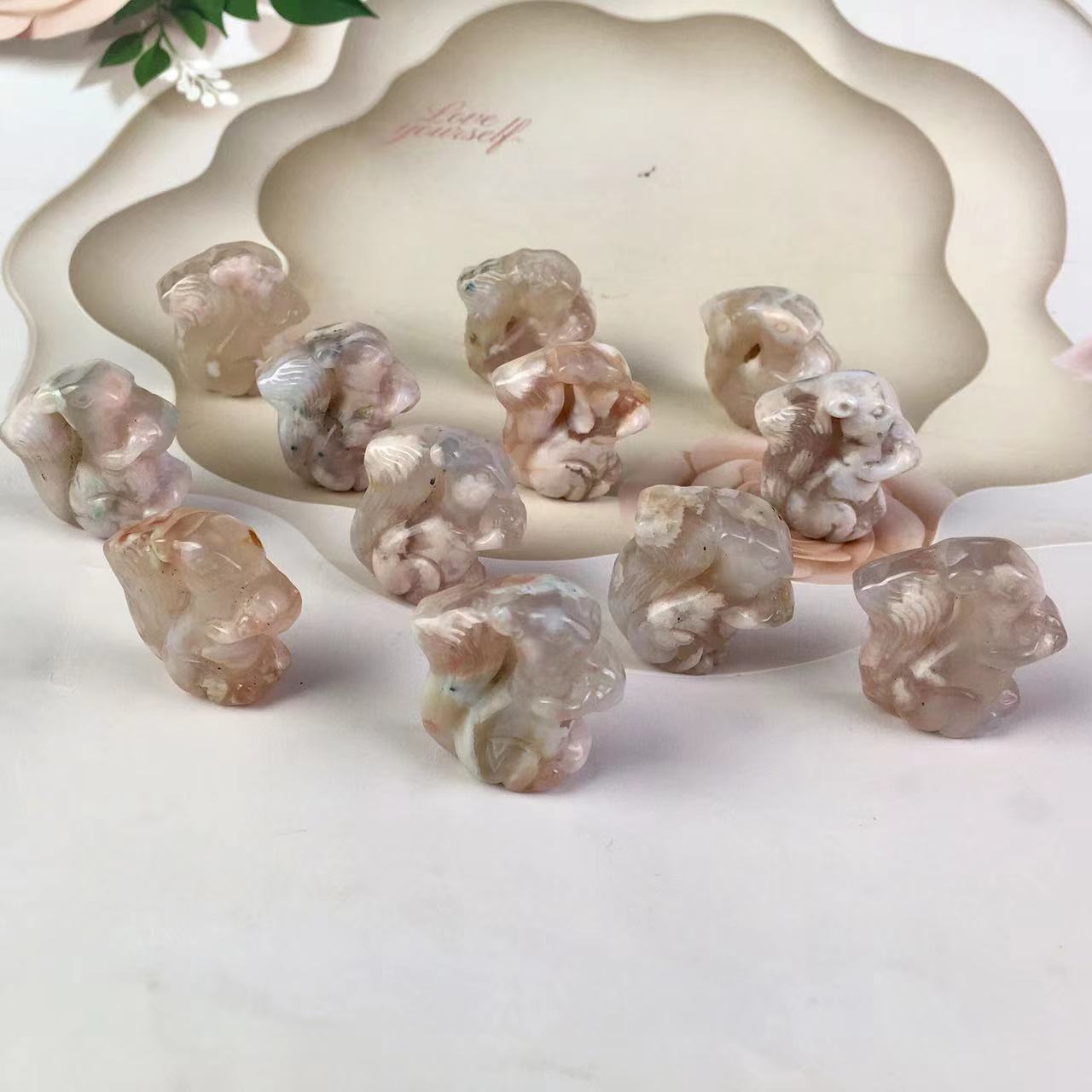 Wholesale High quality Sakura Agate squirrel For Decoration