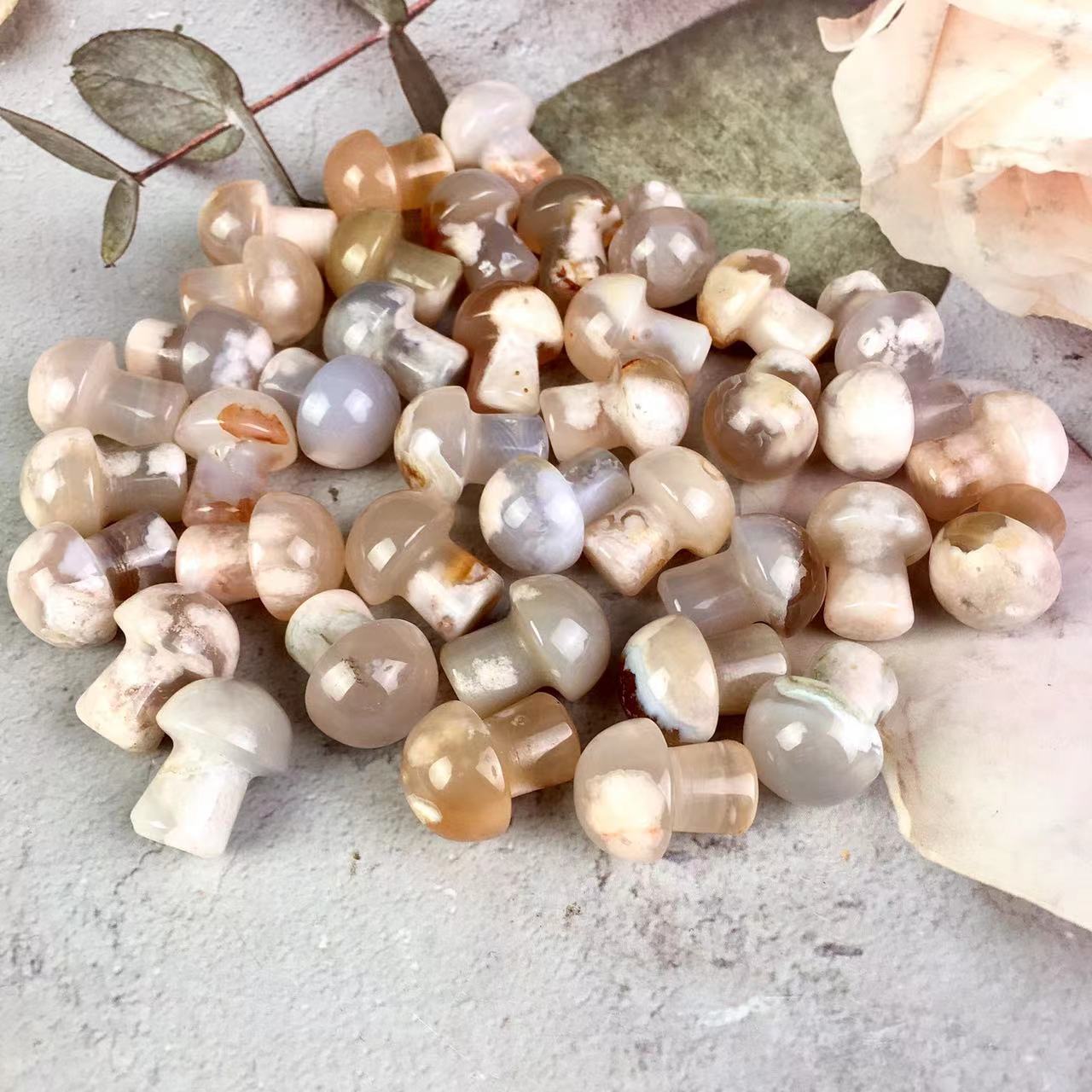 Wholesale natural carved sakura agate mushroom For Decoration