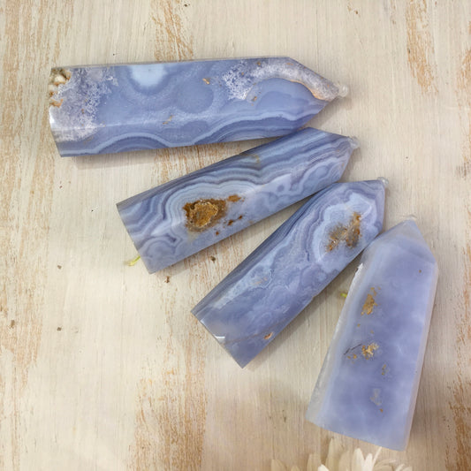 Wholesale natural crystal blue lace agate point tower for decoraiotion 1kg
