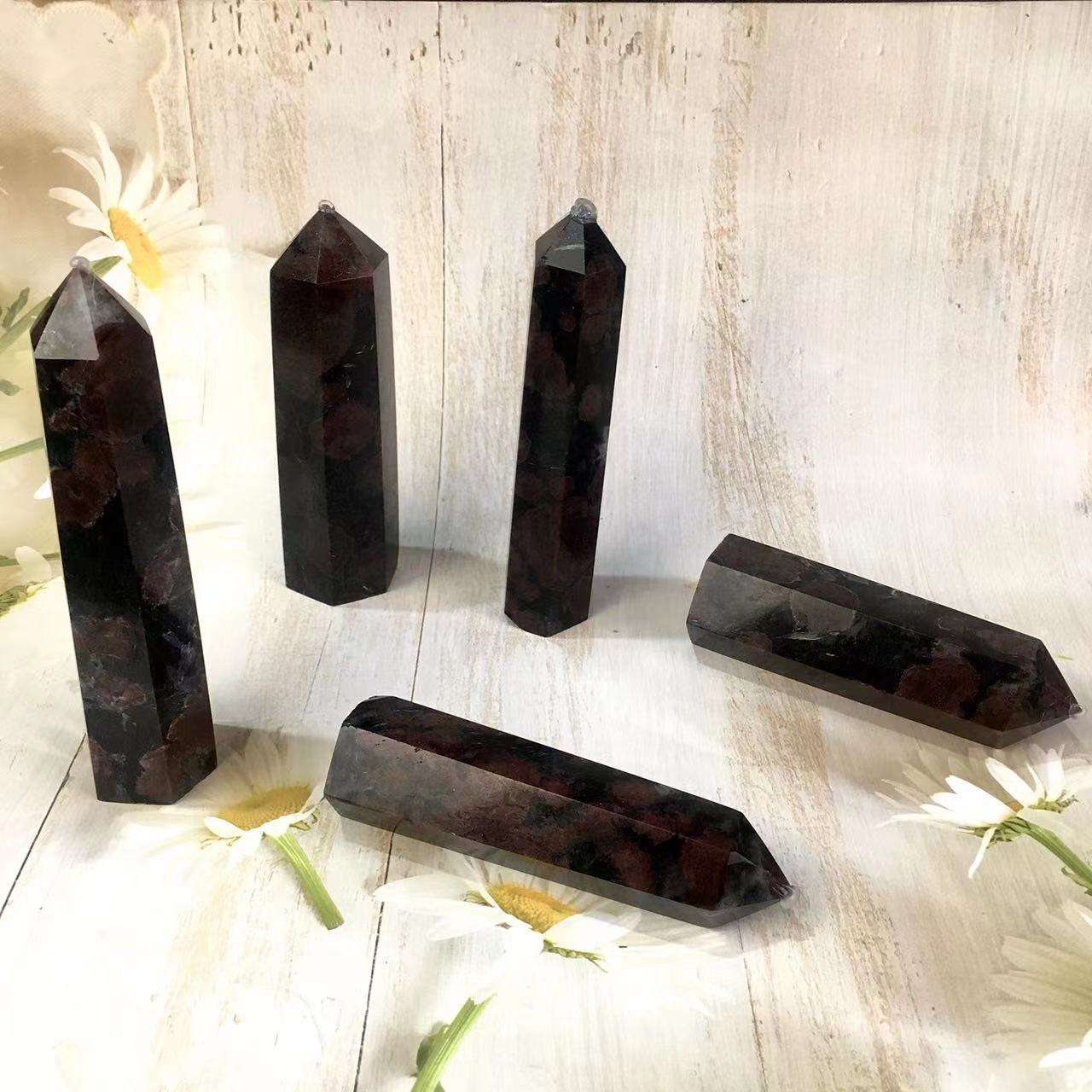 Wholesale high quality  fireworks garnet crystal  tower for  decoration 1kg