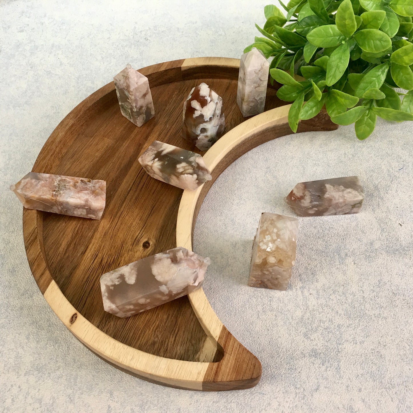 Wholesale Natural Quartz Crystal Sakura Agate  Tower for decoraiotion 1kg