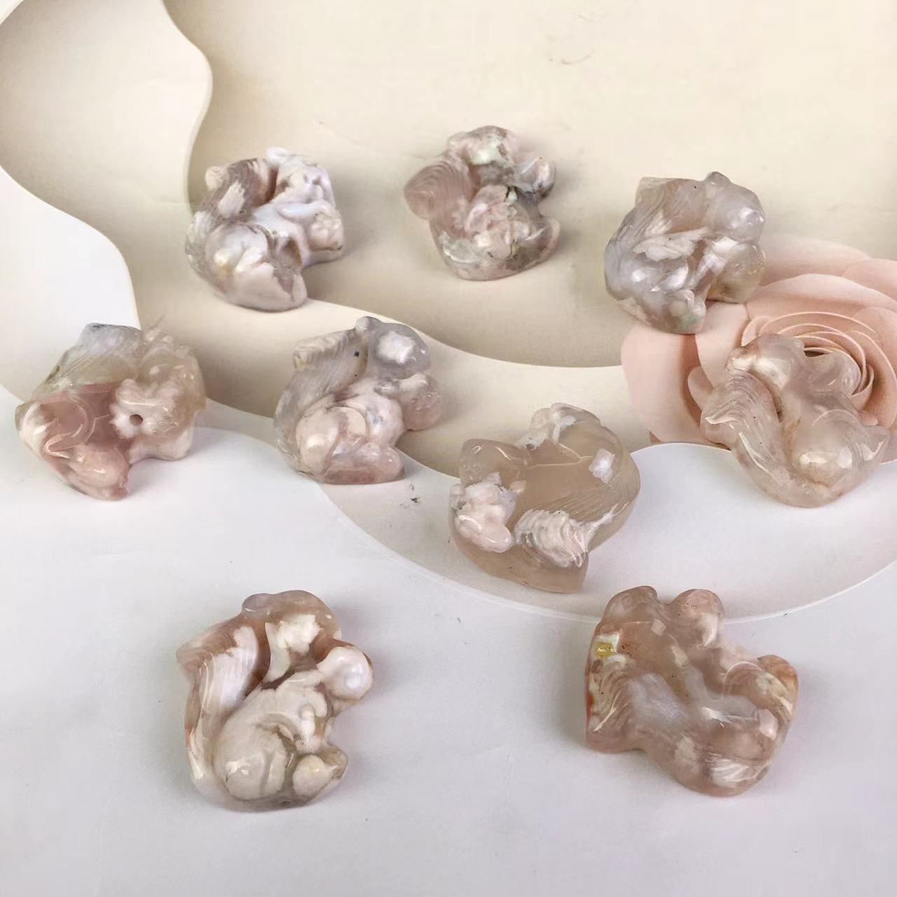 Wholesale High quality Sakura Agate squirrel For Decoration
