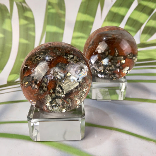 Wholesale  Natural Healing  Garden quartz sphere with pyrite crystal for decoration 1 pc