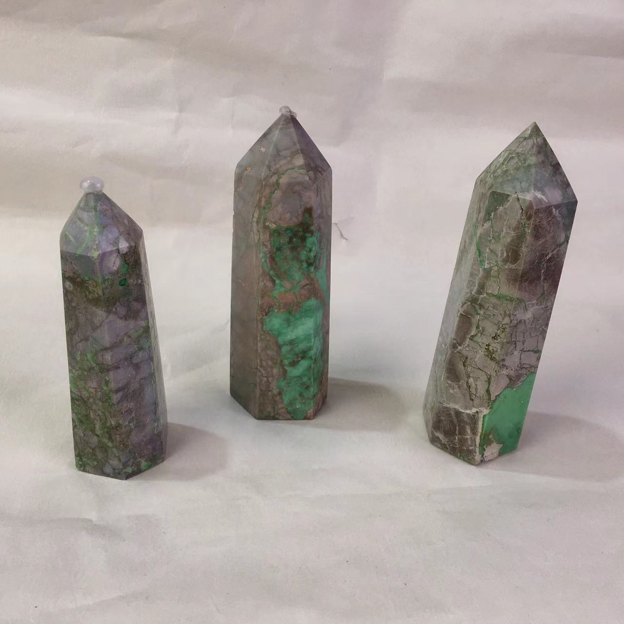 Wholesale high Quality Natural Crystal Green Apple Tower for decoraiotion 1kg