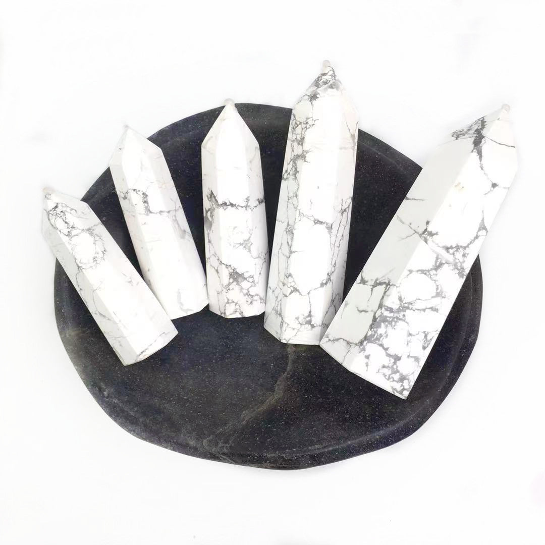 Wholesale  crystal  natural white howlite crystal tower for decoraiotion 1kg