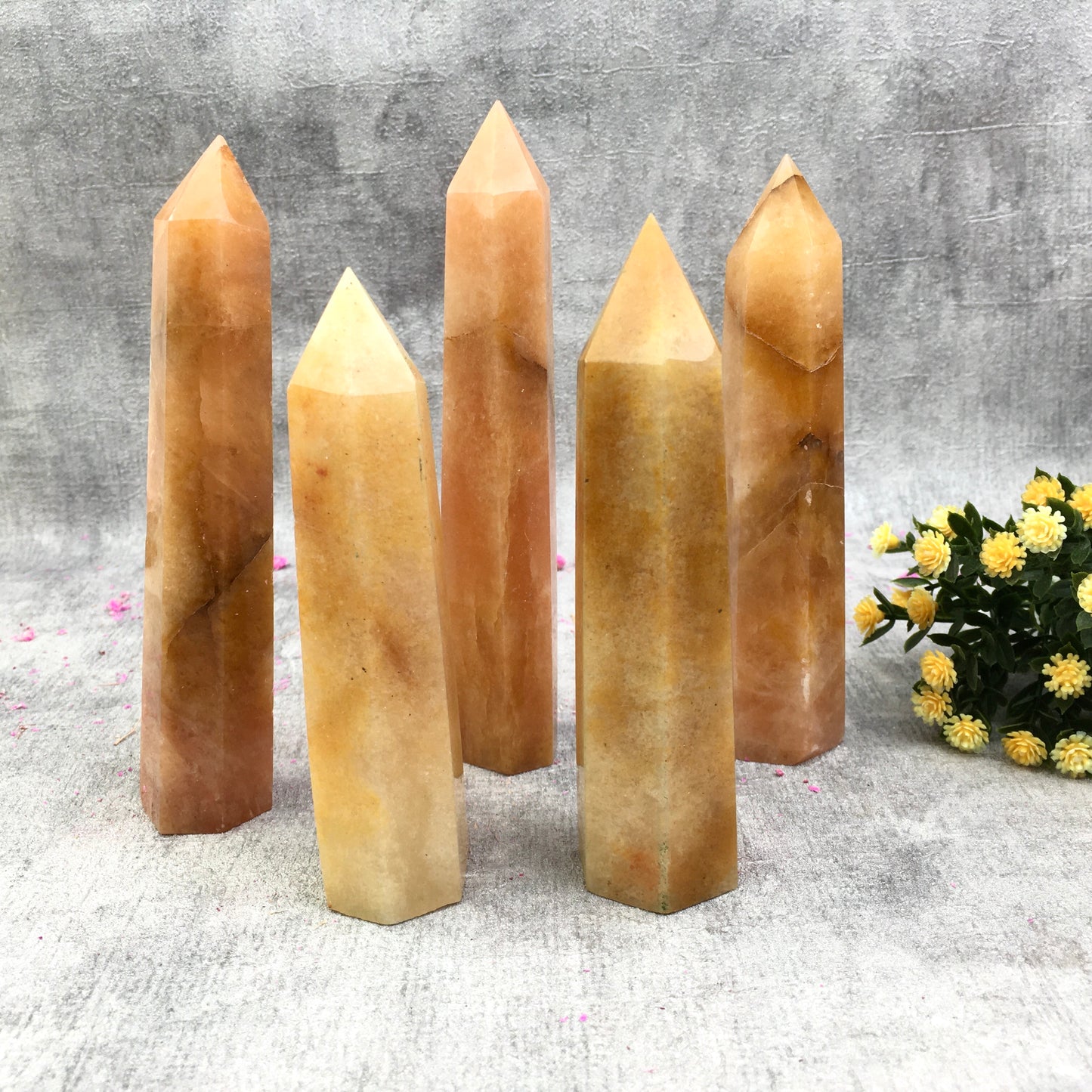 Wholesale Natural Yellow Jade Tower  for Decoration 1kg