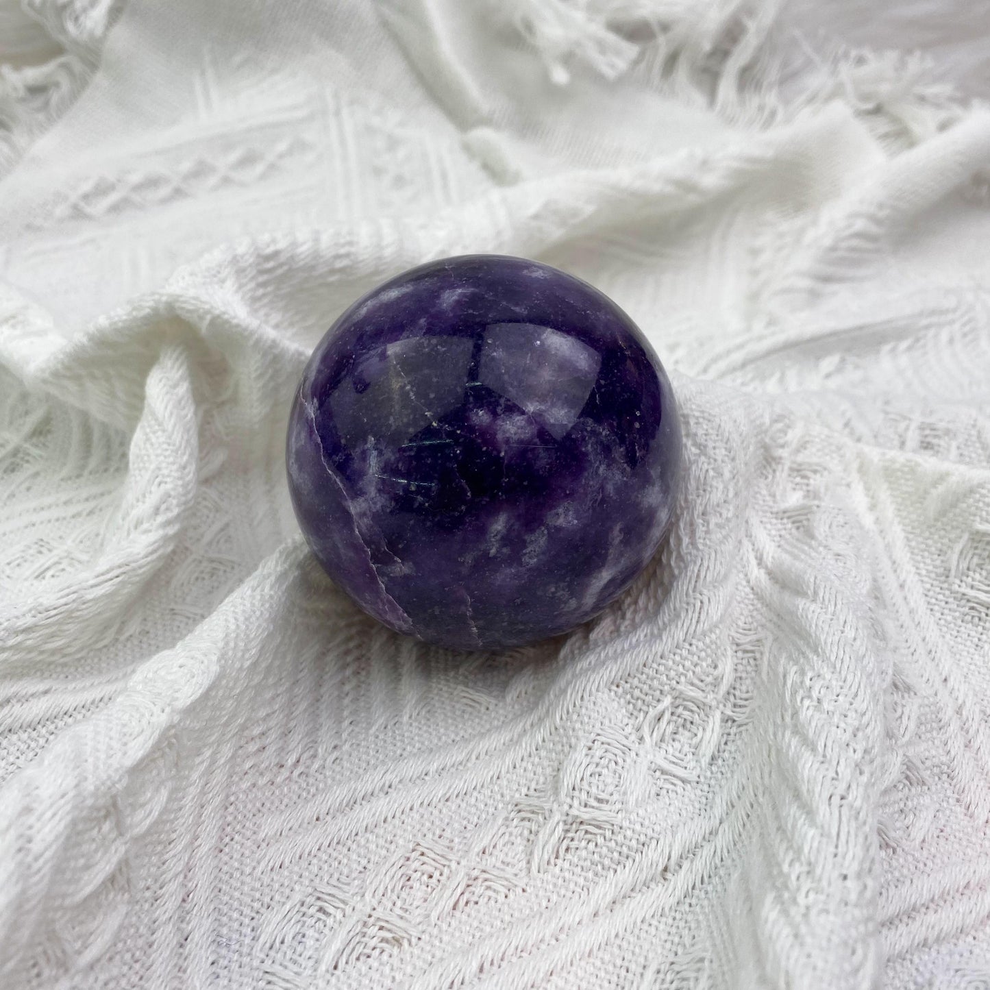 Natural polished crystal quartz ball dark purple mica sphere spiritual healing lepidolite sphere for decoration 1kg