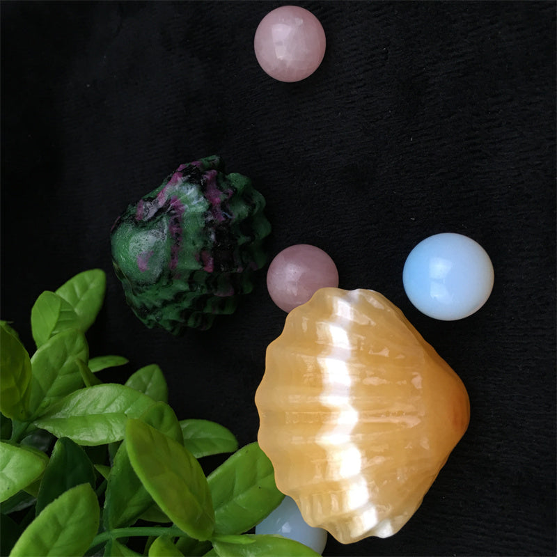 Wholesale high quality reiki natural crystal carving ruby zostite /fluorite /orange calcite shell  for decoraiotion