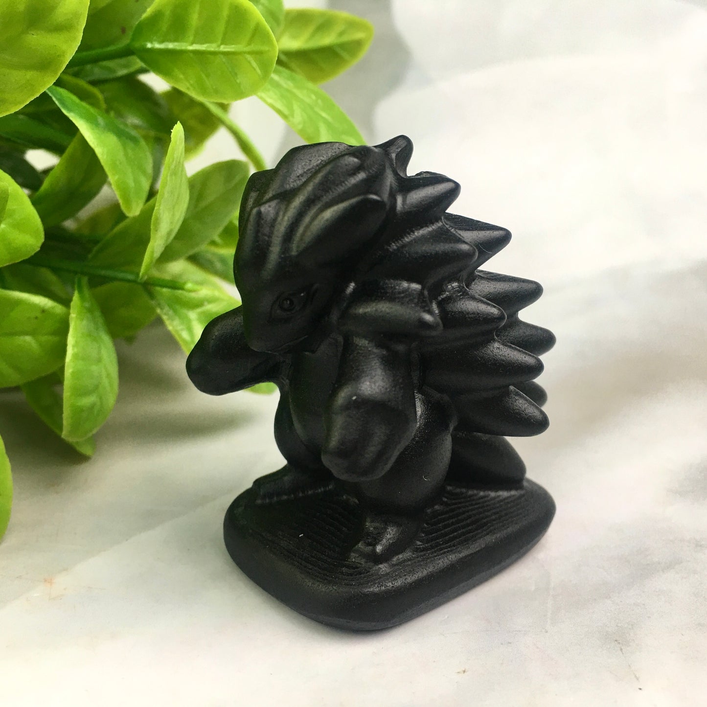 Wholesale high quality reiki naturalcrystal Black obsidian carving Collection  for decoraiotion