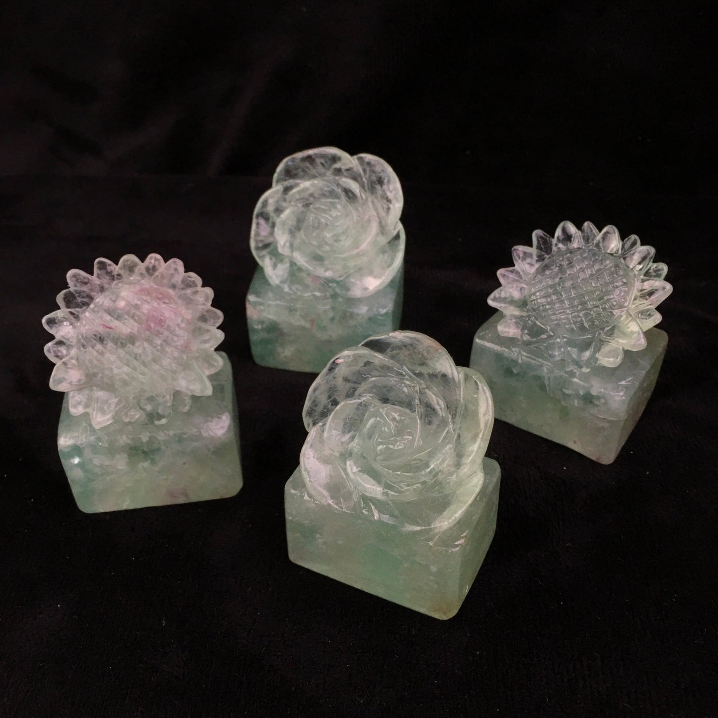 Wholesale High Quality Hand Carved  Fluorite/Purple mica  Rose Flower /Sunflower Gemstone Folk Craft Healing Natural Crystal