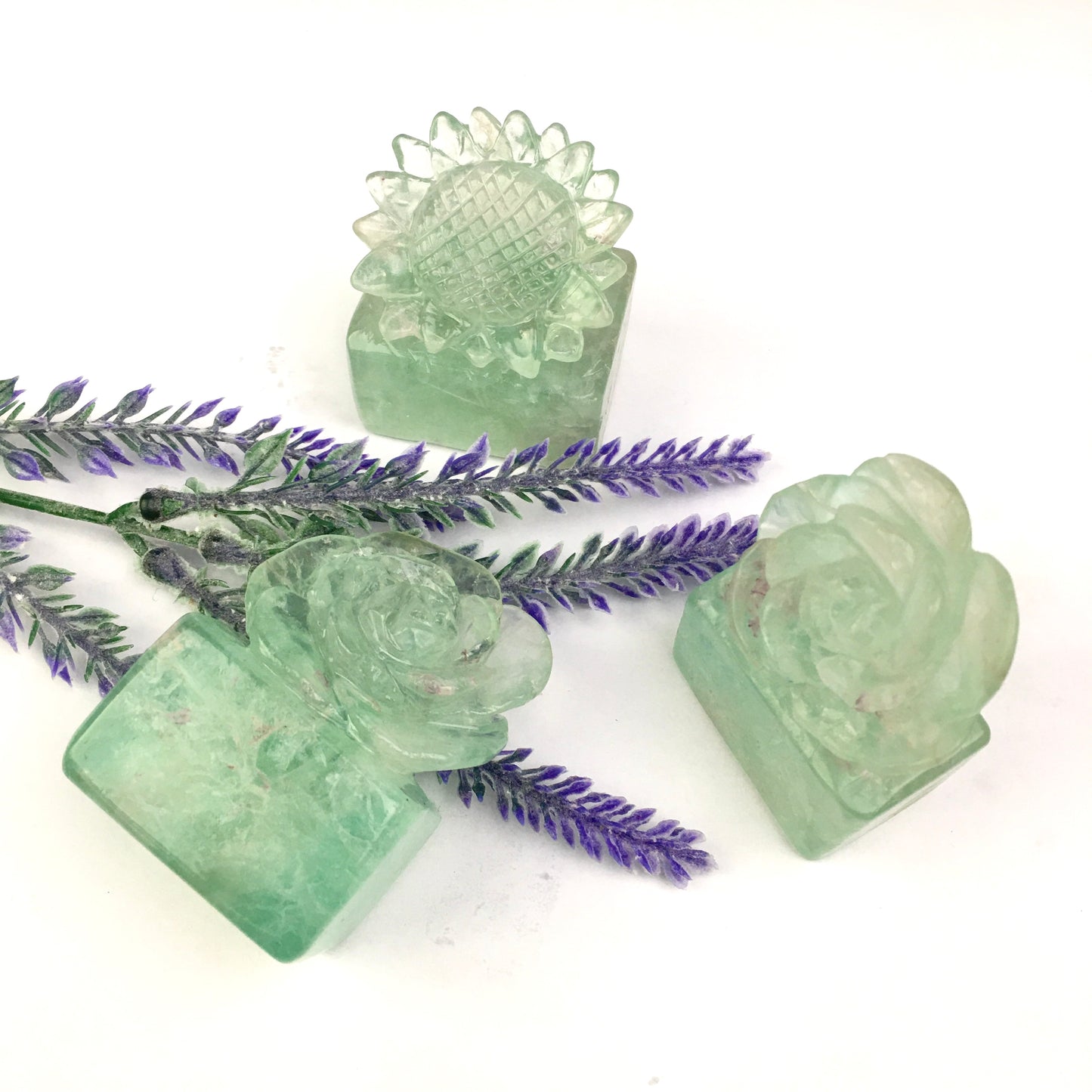 Wholesale High Quality Hand Carved  Fluorite/Purple mica  Rose Flower /Sunflower Gemstone Folk Craft Healing Natural Crystal