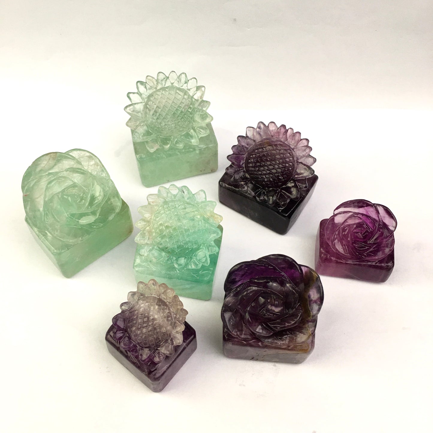 Wholesale High Quality Hand Carved  Fluorite/Purple mica  Rose Flower /Sunflower Gemstone Folk Craft Healing Natural Crystal