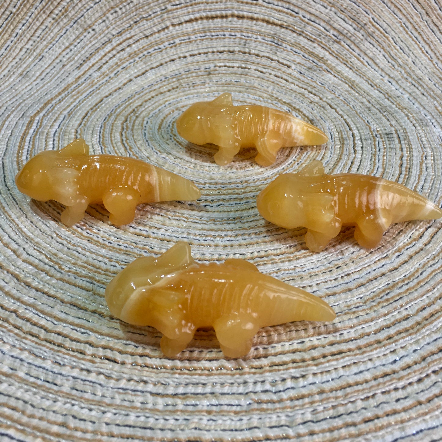 Wholesale high quality Orange calcite Giant salamander carving a for decoraiotion