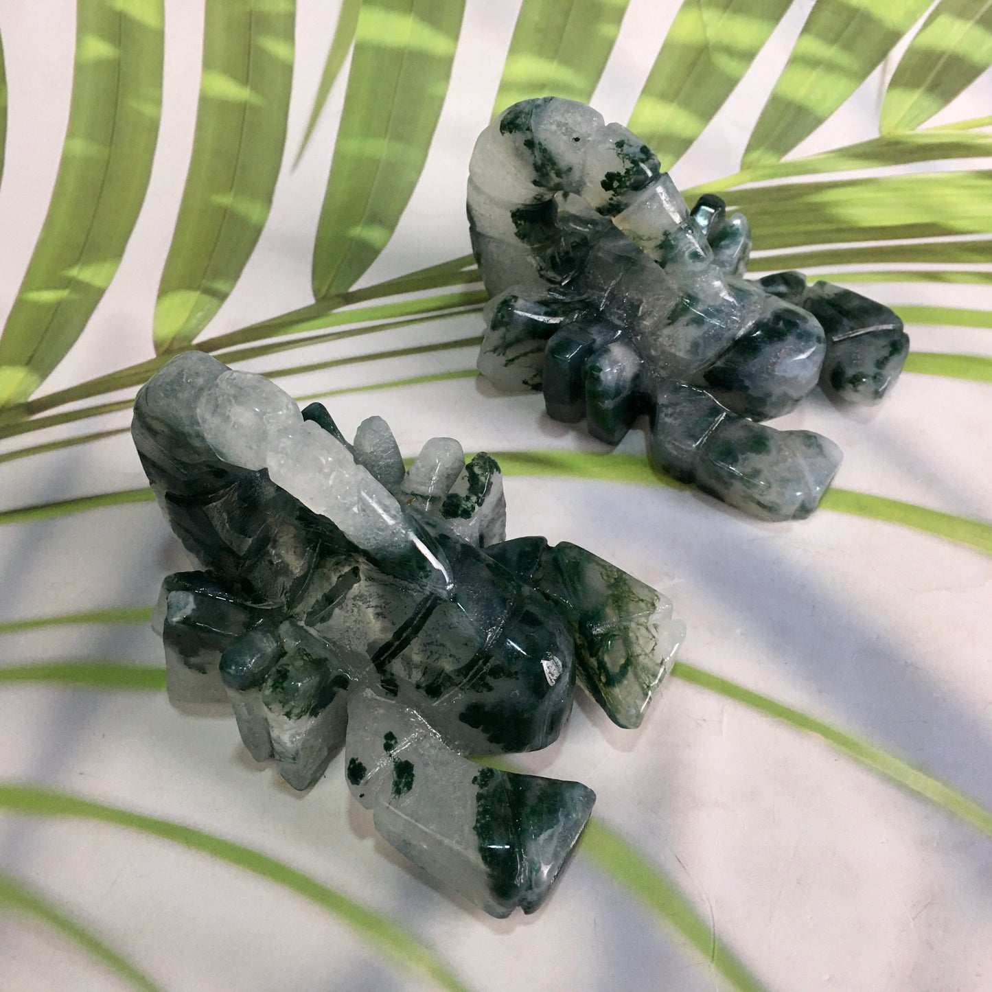 Wholesale High Quality Natural Moss Agate Crystal Carving Animal scorpion for decoraiotion