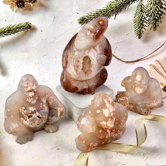 Polished Wholesale Crystal Carved Natural Sakura Agate Orangutan Natural Healing Decoration