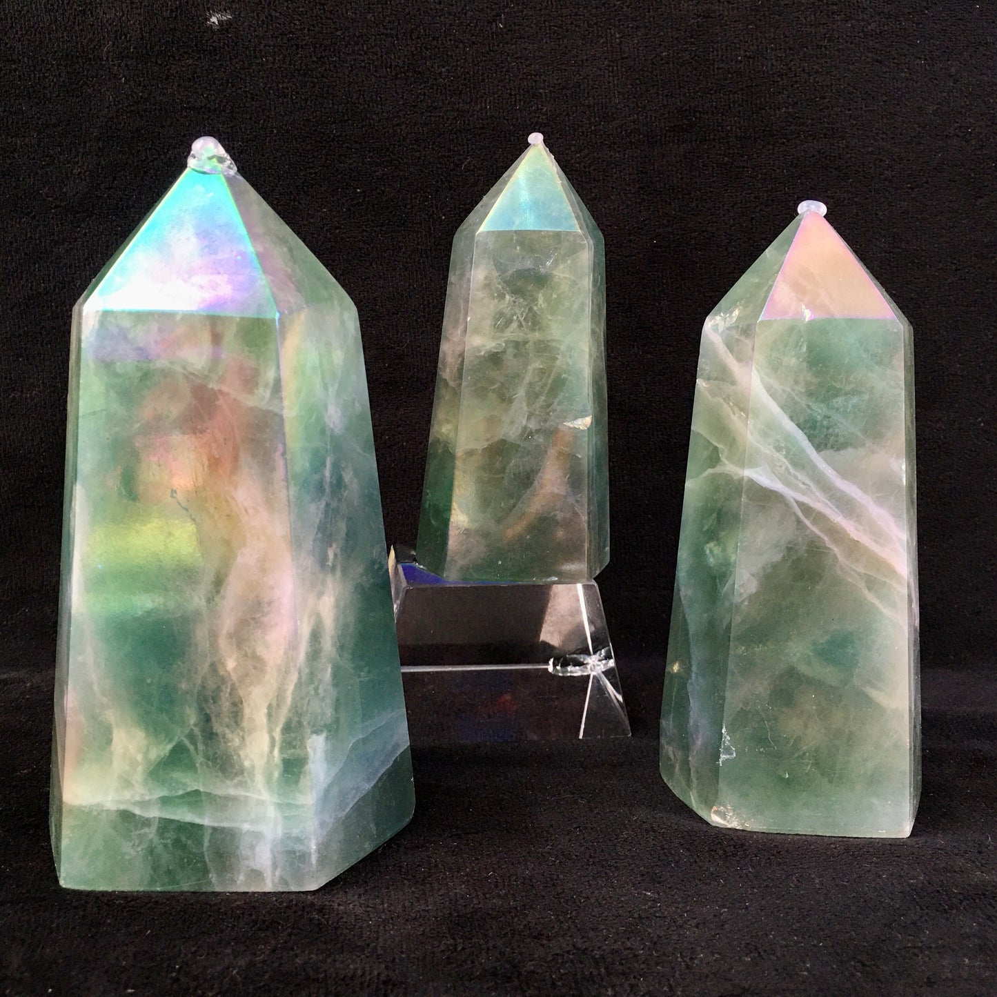 Wholesale high quality reiki natural Aura green fluorite Healing stone tower  for decoraiotion 1kg