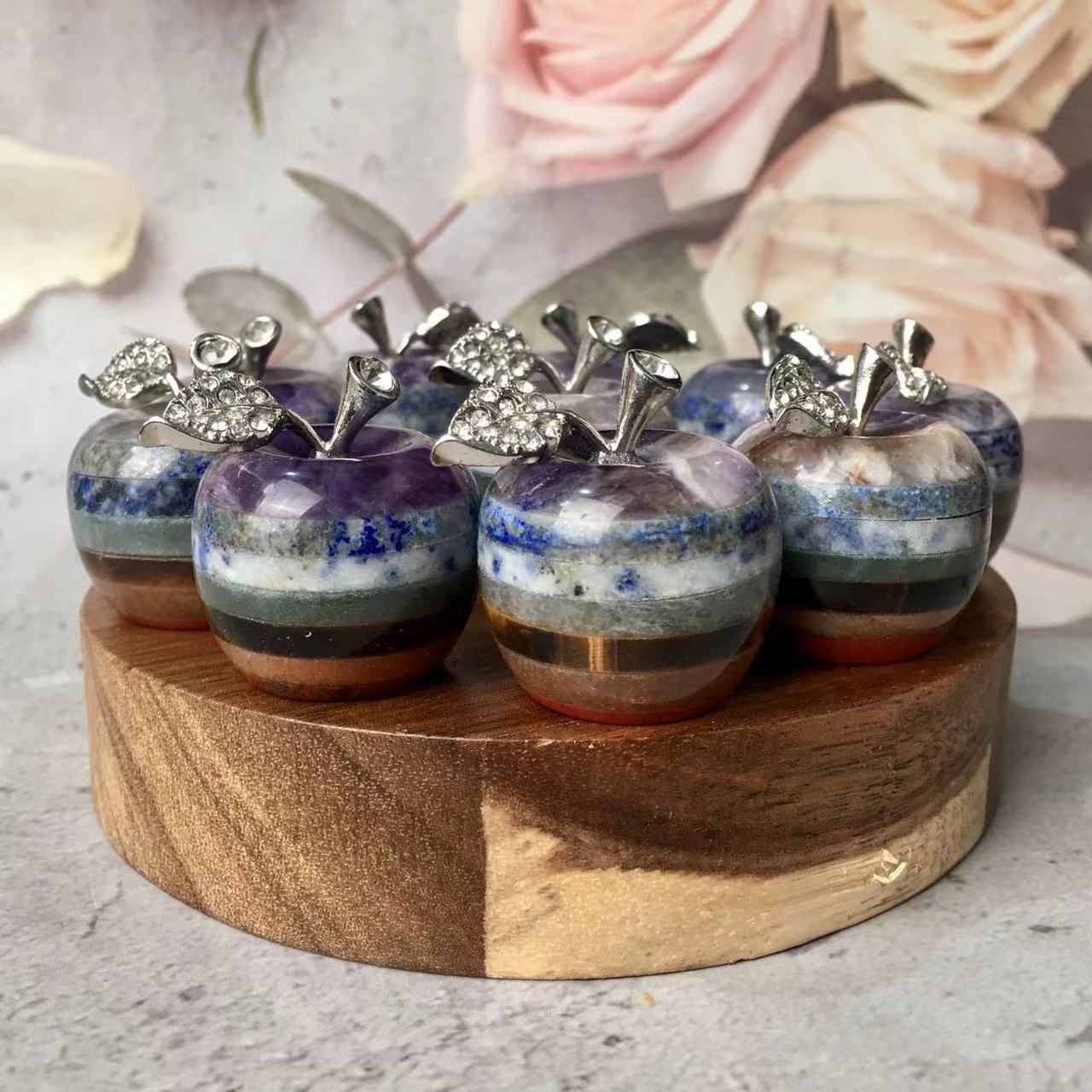 Wholesale Natural Crystal Healing Chakra Apple  Crystal Stones 7 Chakra Apple For Gift