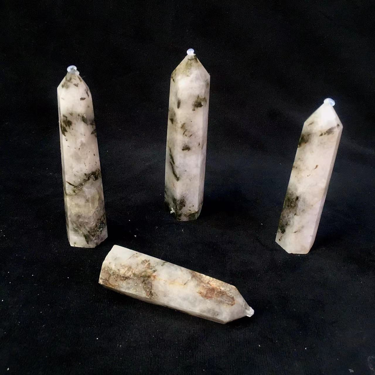 Wholesale natural crystal green tourmaline  tower for decoration 1kg