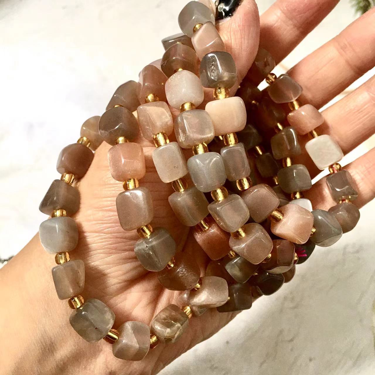 7MM  CubeNatural Crystal gold sunstone bracelet