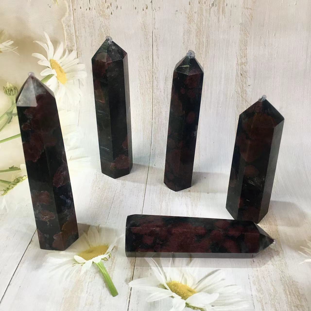 Wholesale high quality  fireworks garnet crystal  tower for  decoration 1kg
