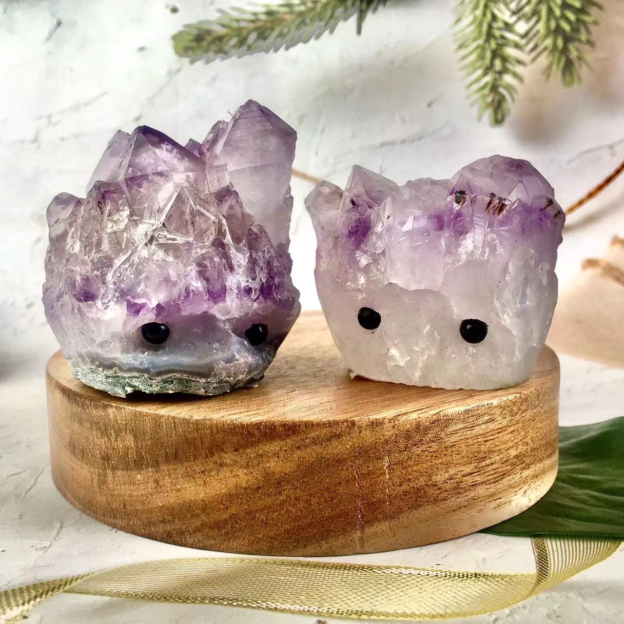 Wholesale Natural Crystal Carving Animal Amethyst Crystal Cluster Hedgehog For Decoration